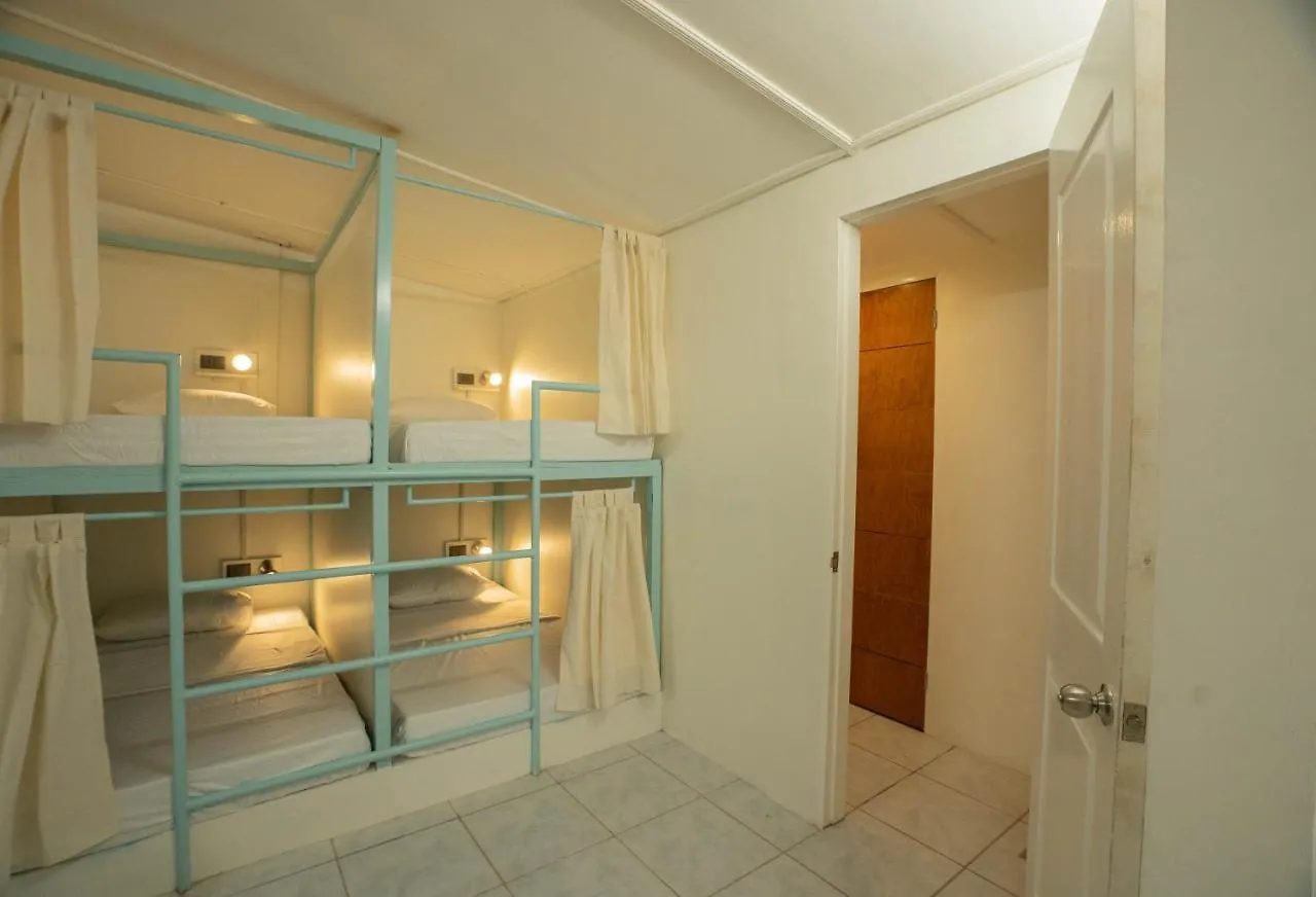 Mad Monkey Panglao Hostel Φιλιππίνες