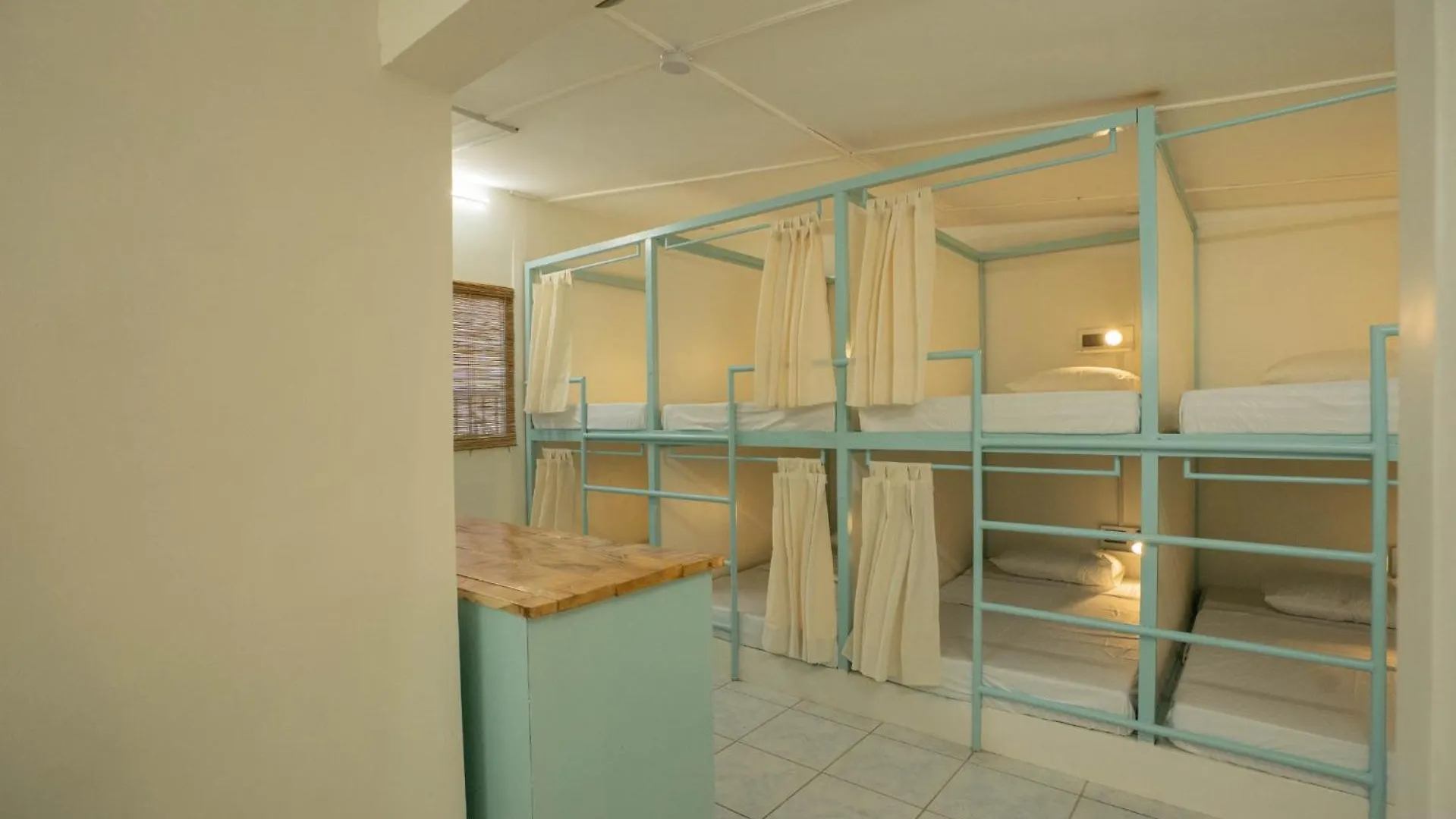 Mad Monkey Panglao Hostel Φιλιππίνες